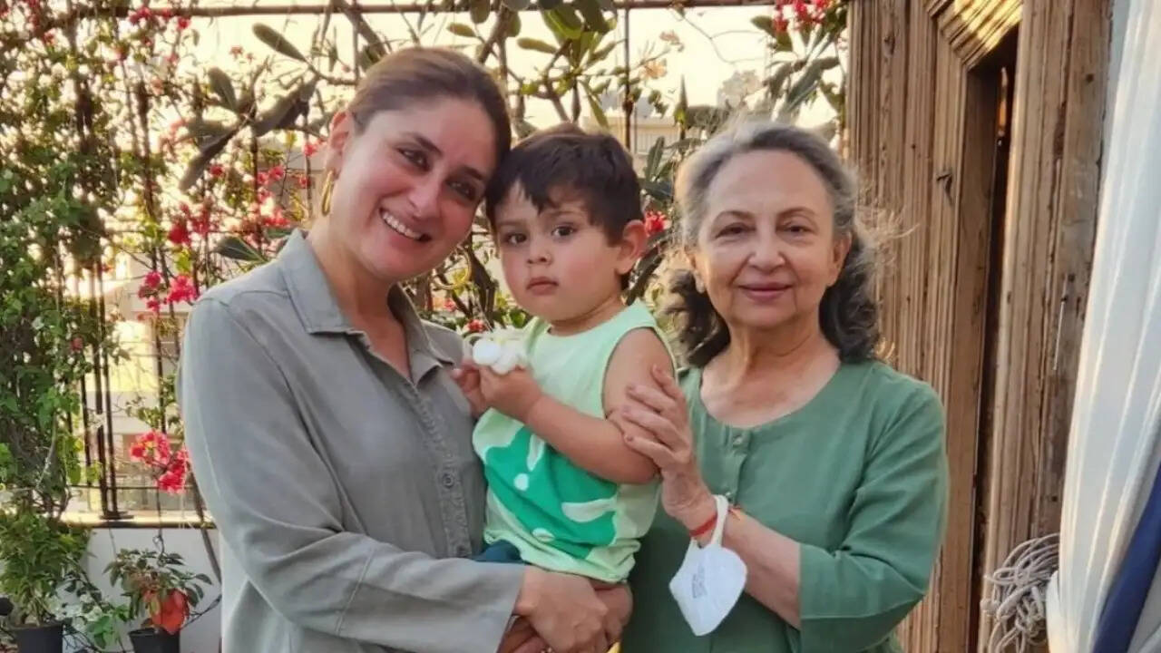 Find out How Kareena Kapoor Khan, Jeh and Sharmila Tagore Celebrated Valentine's Day