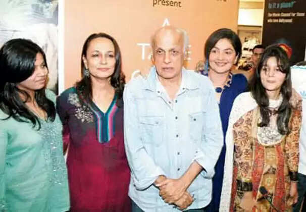 Mahesh Bhatt's Family Tree