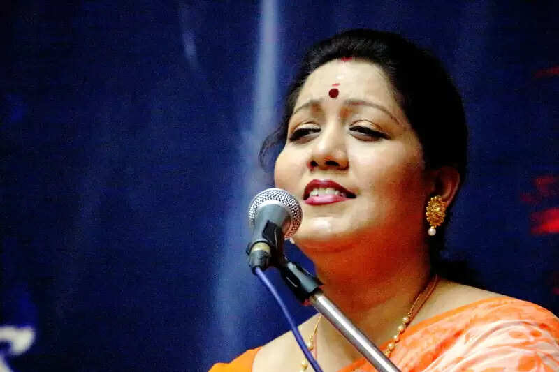 Jayati Chakraborty age, height, husband, family & more