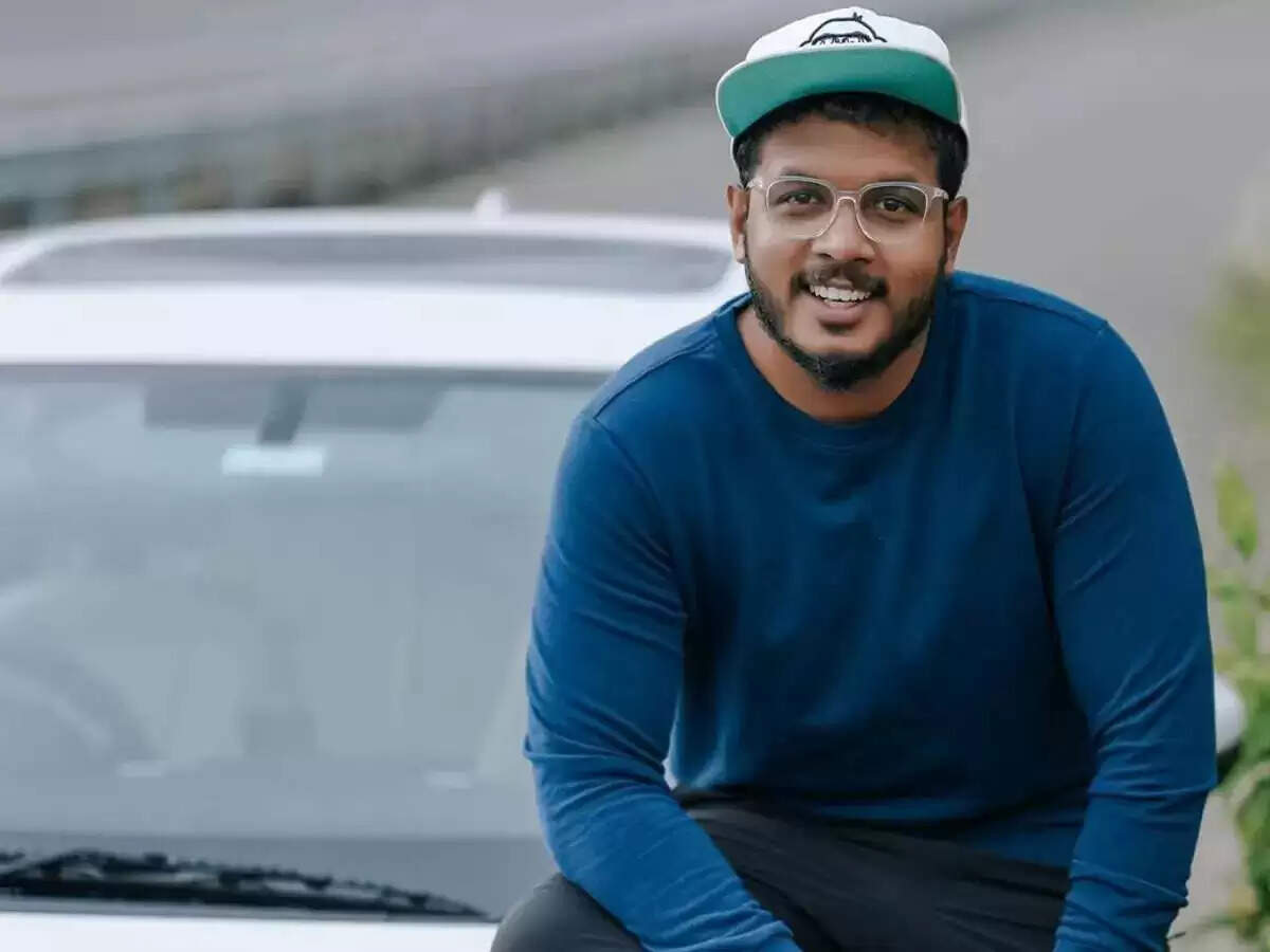 Karthik Surya age, family, wife/girlfriend, bio, wiki, net worth in 2023