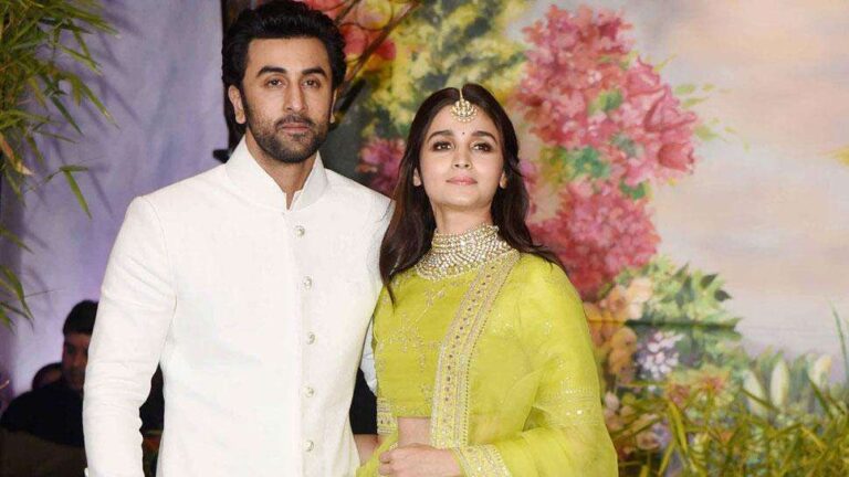 Alia Bhatt Posts a Beautiful Picture of Ranbir Kapoor with Daughter Raha
