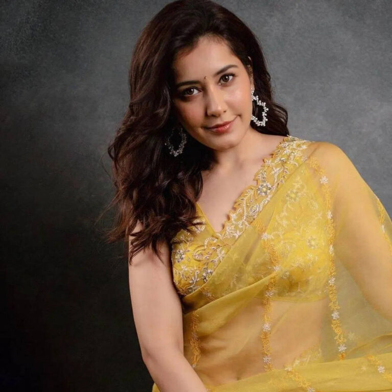 Rashi Khanna Age, Height, Husband, Biography, Birthday In 2023
