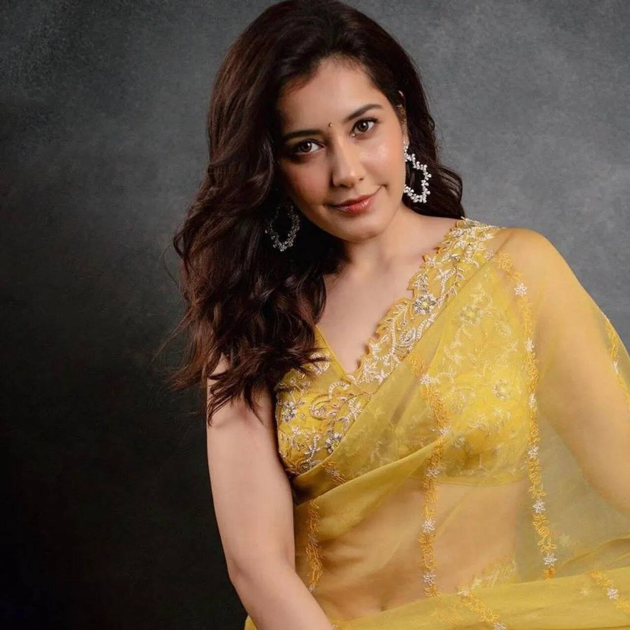 Rashi Khanna Age, Height, Husband, Biography, Birthday In 2023
