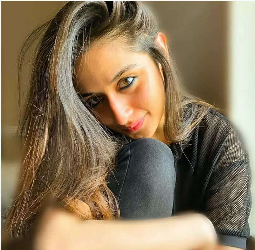 Uditi Singh Age, Height, Boyfriend, Instagram, Family, Biography In 2023