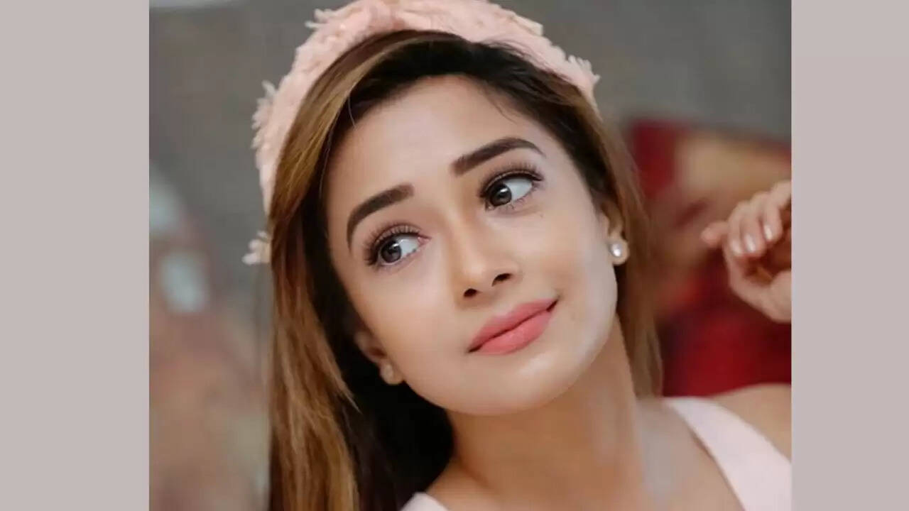 Tina Datta Wiki, Biography, Age, Height, Husband, Family In 2023