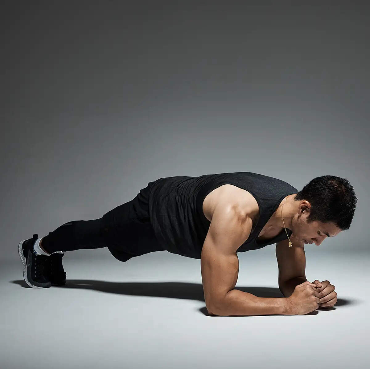 Top 7 Unknown Benefits Of Plank Exercises