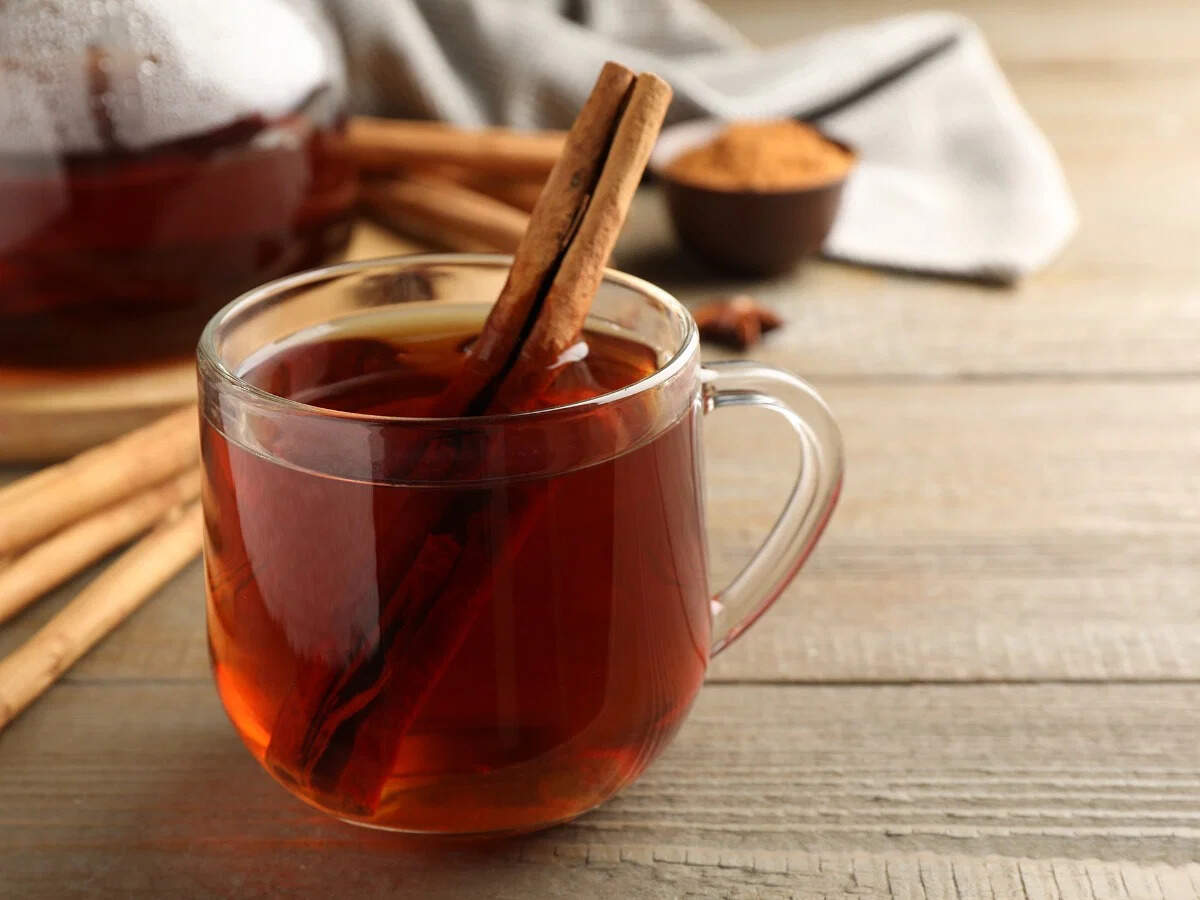 Top 7 Benefits Of Drinking Cinnamon Water
