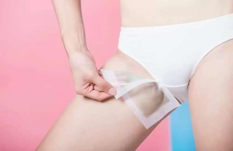 बिकिनी वैक्स क्या होता है, टिप्स और सावधानियां – Bikini Wax Kaise Karte Hain