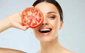 Top 10 Benefits Of Applying Tomato On Skin