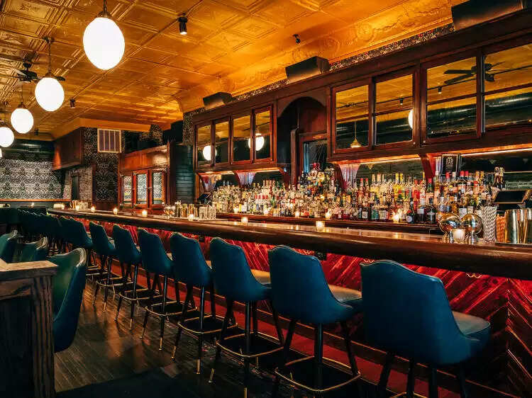 Top 10 Bars & Pubs In Pondicherry In 2023