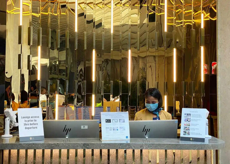 080 Bangalore Premium Aiport Lounge Review