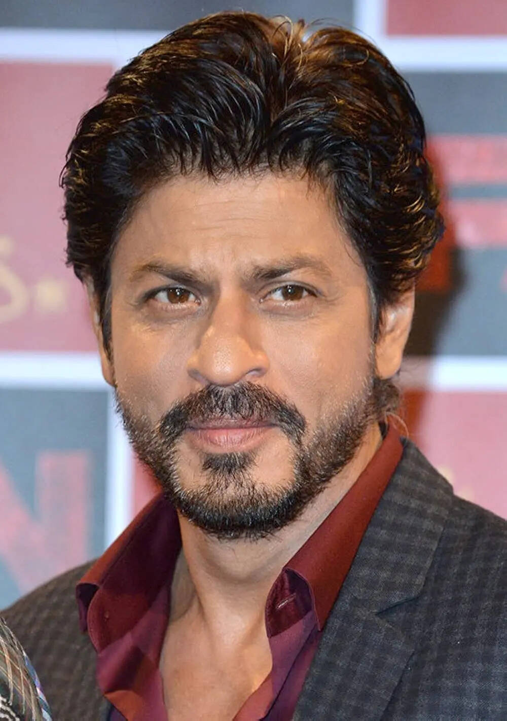 Shah Rukh Khan Declared That This Is The Last Time He Will Be Sporting A Bald Avatar!!!