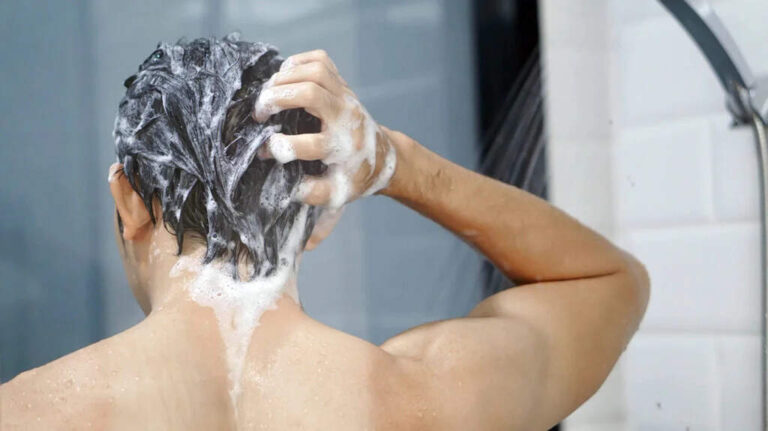 Ketoconazole Shampoo का इस्तेमाल करने के तरीके – सही तरीके से Use करें और समस्याओं को दूर करें
