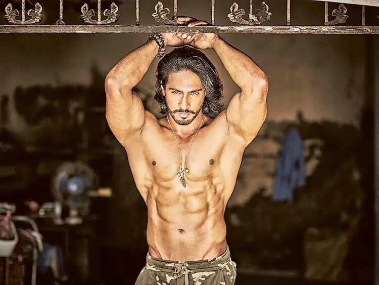 Singham 3's Thakur Anoop Singh Age, Height, Biography In 2023