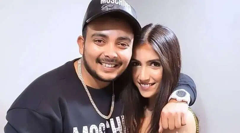 Who Is Prithvi Shaw's Girlfriend? Read About Niddhi Tapadia