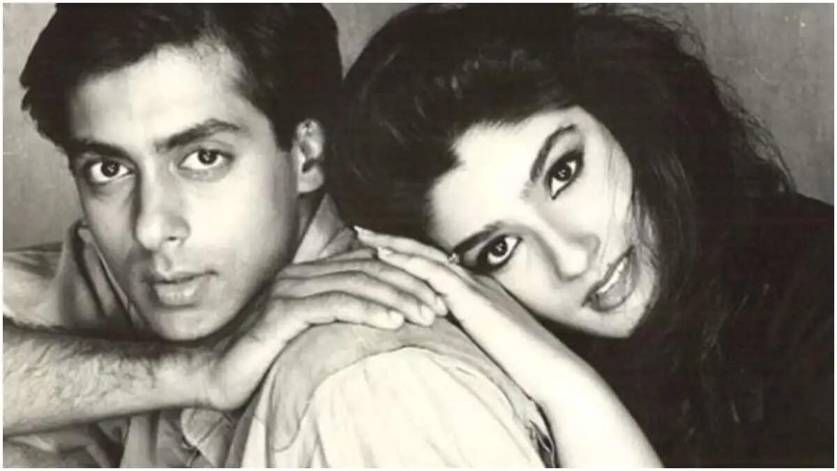 This Is How Raveena Tandon Wishes "Her First Screen Hero"!!