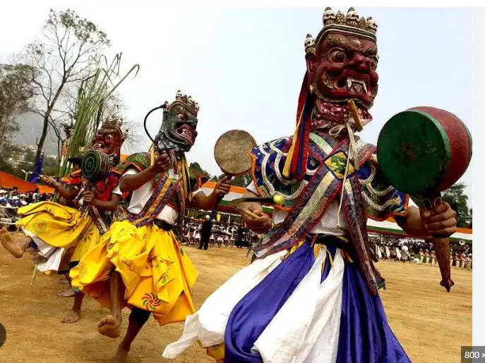 Read About The Folk Dances Of Arunachal Pradesh