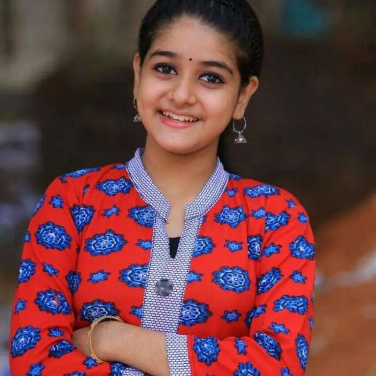 Saniya Babu Age, Family, Movies, Biography, Serial