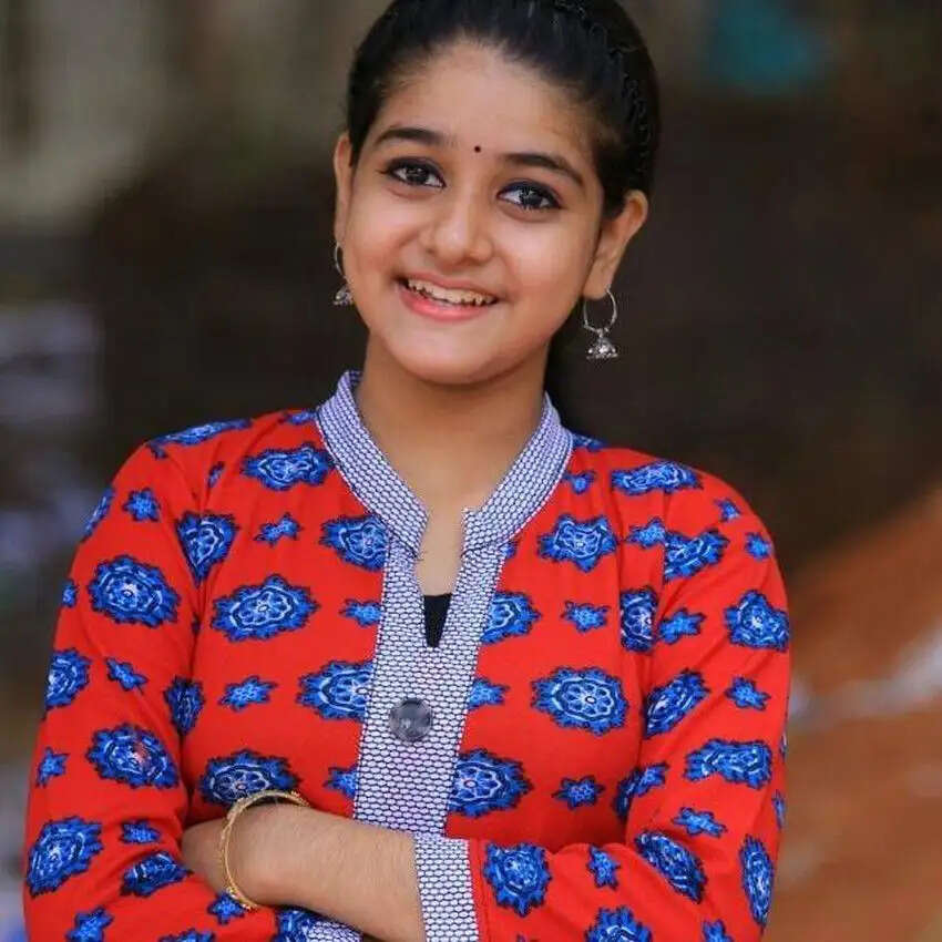 Saniya Babu Age, Family, Movies, Biography, Serial