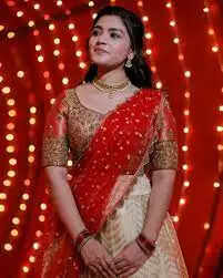 Shabana Shahjahan Age, Husband, Family, Father Name & Photos