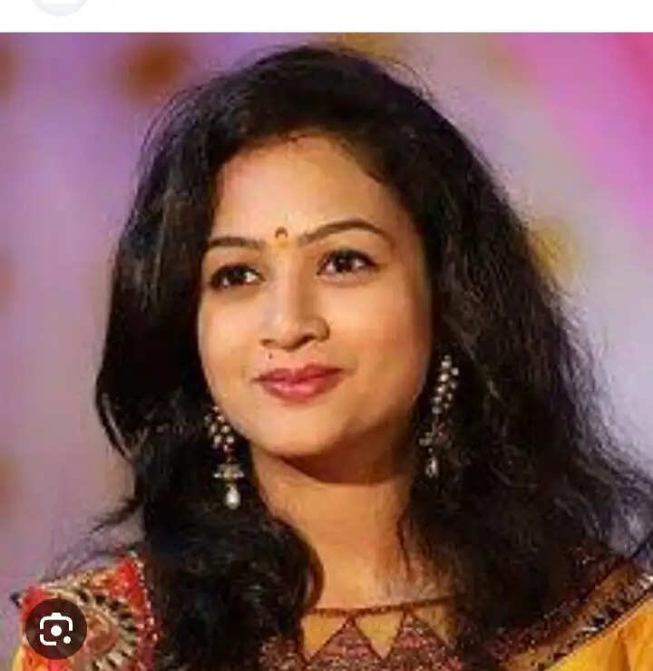 Girija Prabhu Age, Height, Biography, Weight, Instagram
