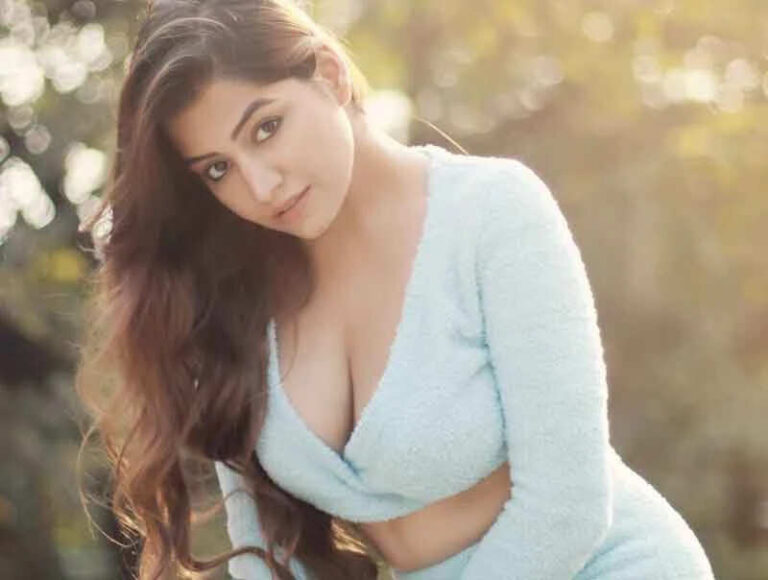 सिमरन कौर: आयु, जीवनी, ऊचाई, करियर, इंस्टाग्राम - पूरी जानकारी