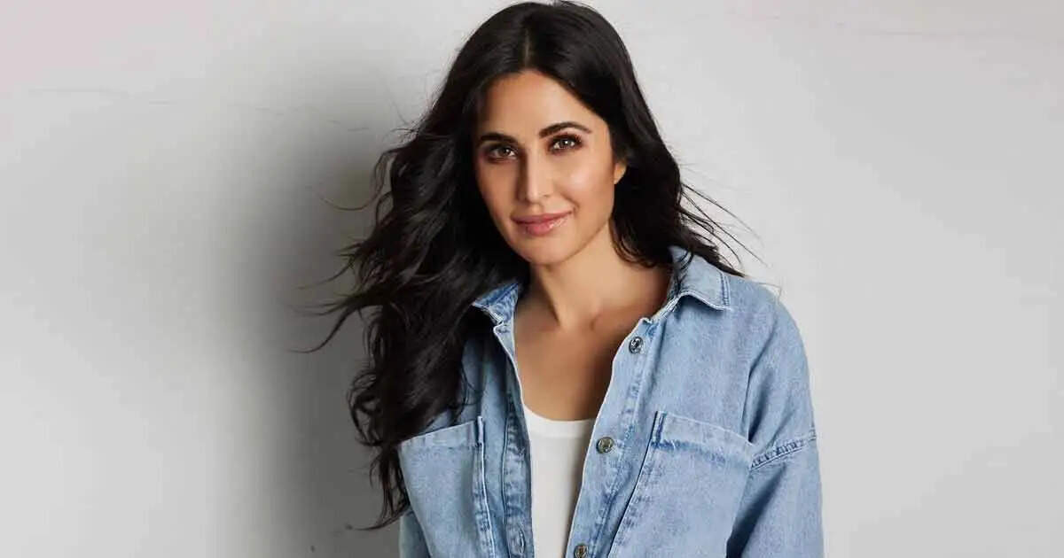 Airport Look Of Katrina Kaif!!