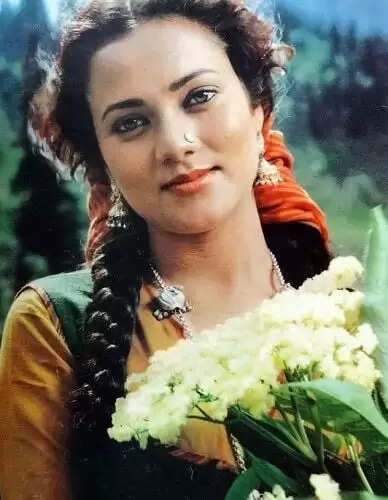 Mandakini Age, Wikipedia, Husband, Family