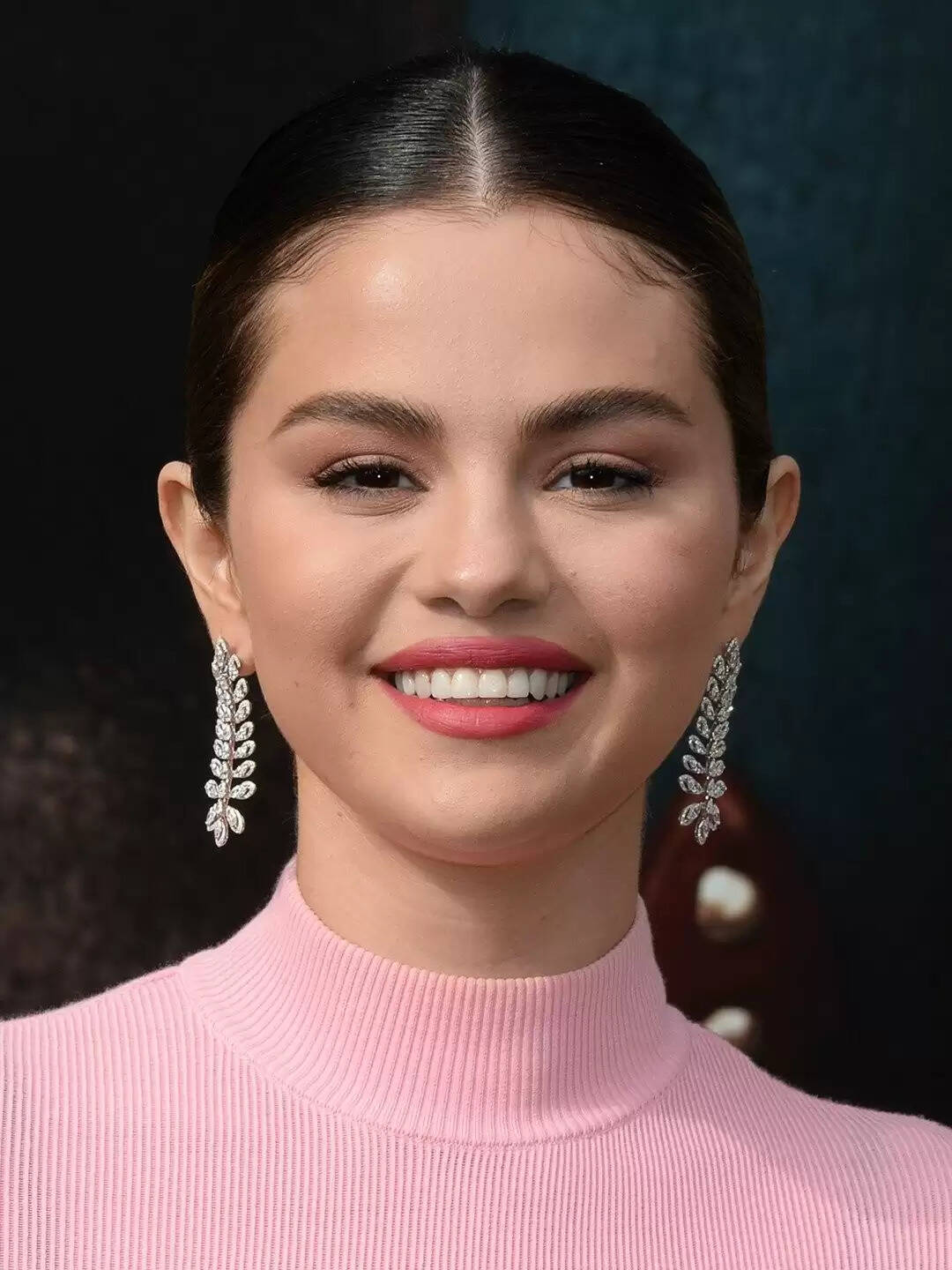 Selena Gomez Body Statistics, Height, Weight, Age