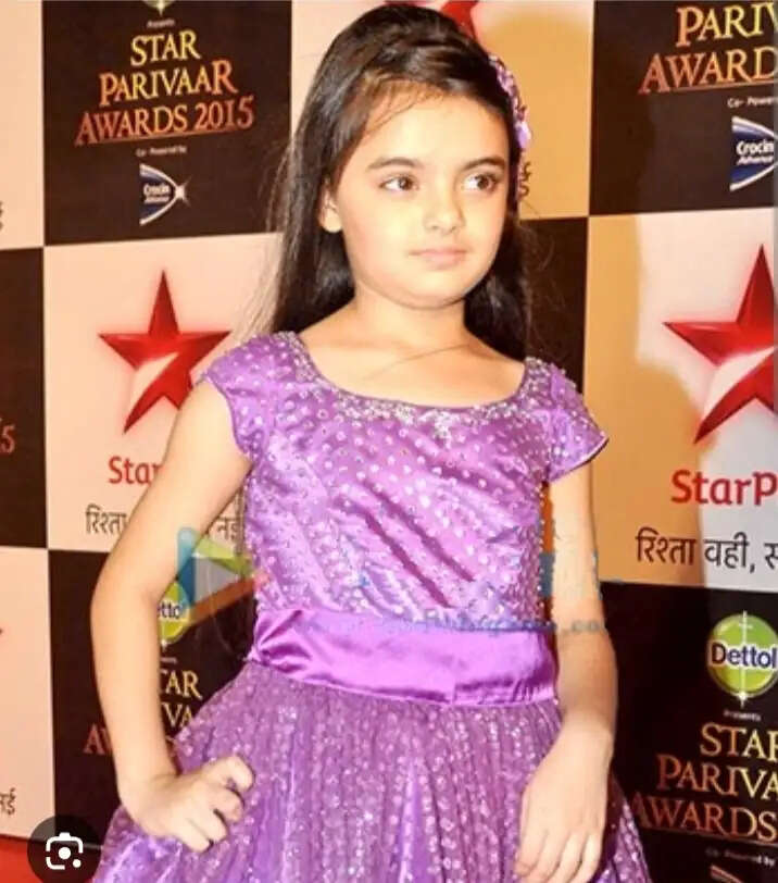 Ruhanika Dhawan Age, Boyfriend Name, Height, Parents, Income, Biography