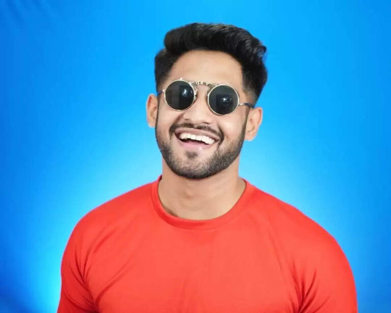 Thugesh (Mahesh Keshwala) Age, Height, Income, Girlfriend, Net Worth, Biography