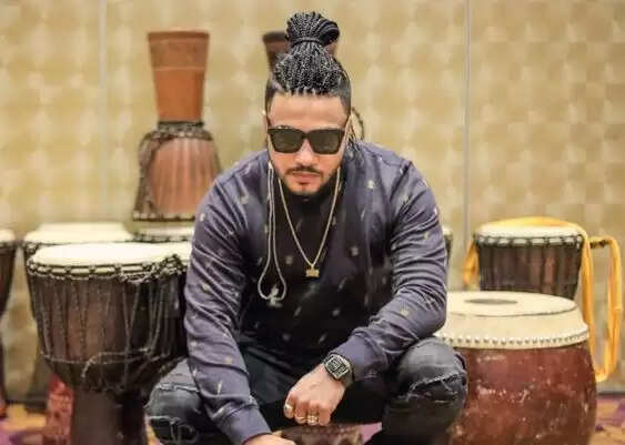 Raftaar (Singer) Age, Wiki, Height, Weight, Girlfriend, Family, Biography