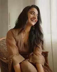 Namitha (Actress) Age, Wiki, Height, Weight, Boyfriend, Family, Biography