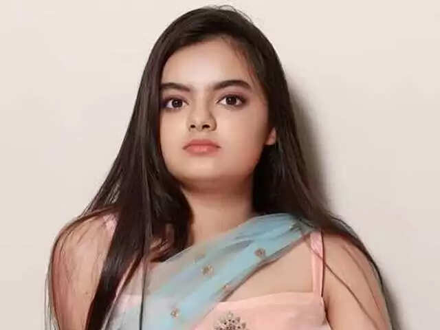 Ruhanika Dhawan Age, Biography, Parents, Career, Movies, Awards, Net Worth