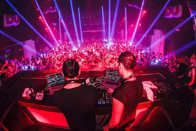 Top 7 Clubs In Powai In 2024