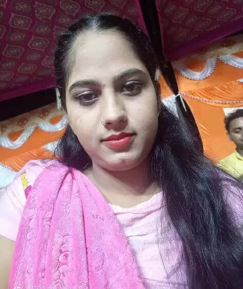 Poonam Pandit Wikipedia, Age, Husband, Family, Biography