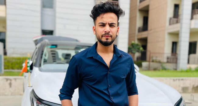 Elvish Yadav Age, Birth Date, Family, Biography, Girlfriend, Instagram