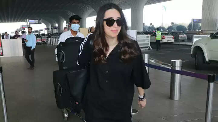 Karishma Kapoor's Latest Airport Look!!!