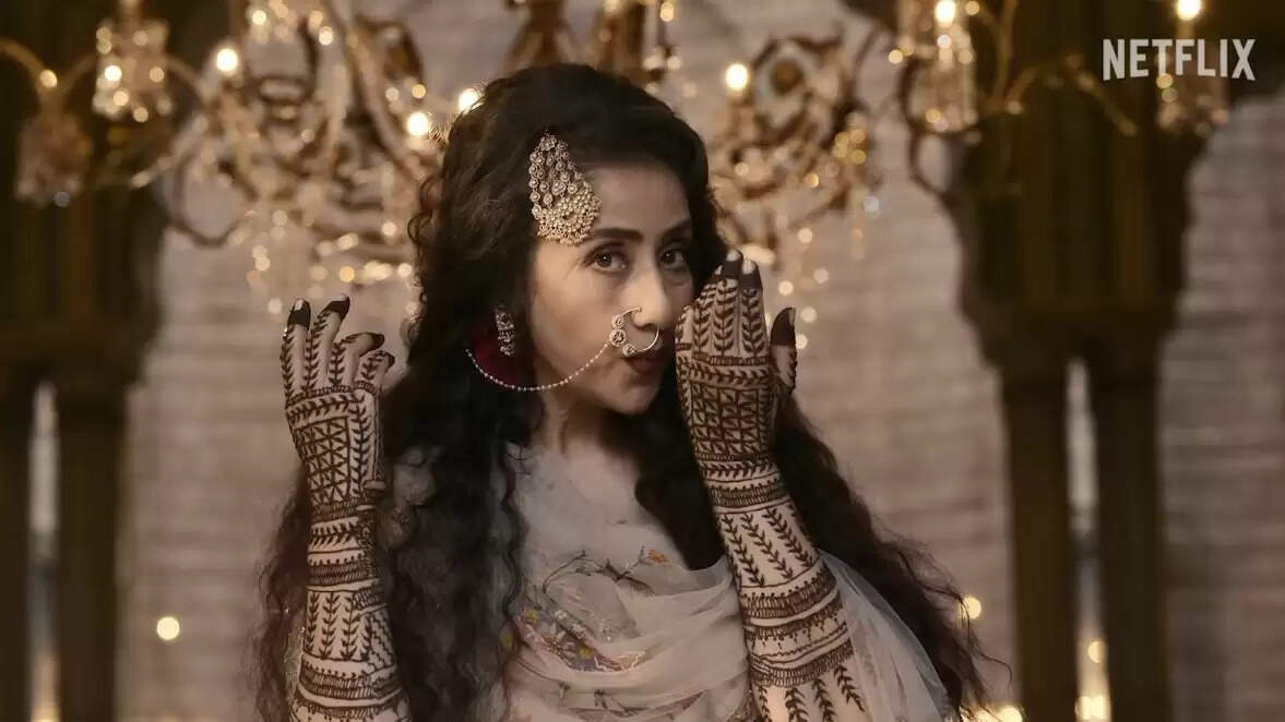 Do You Know That Manisha Koirala Was Immersed In A Fountain For 12 Hours For Heeramandi Scene!!!