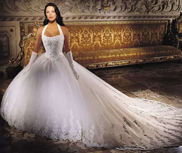 Top 10 Most Expensive and Beautiful Dresses In The World 2024