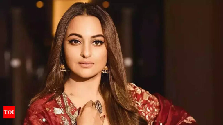 Sonakshi Sinha Called Kareena Kapoor And Rani Mukherjee Her Role Models!!