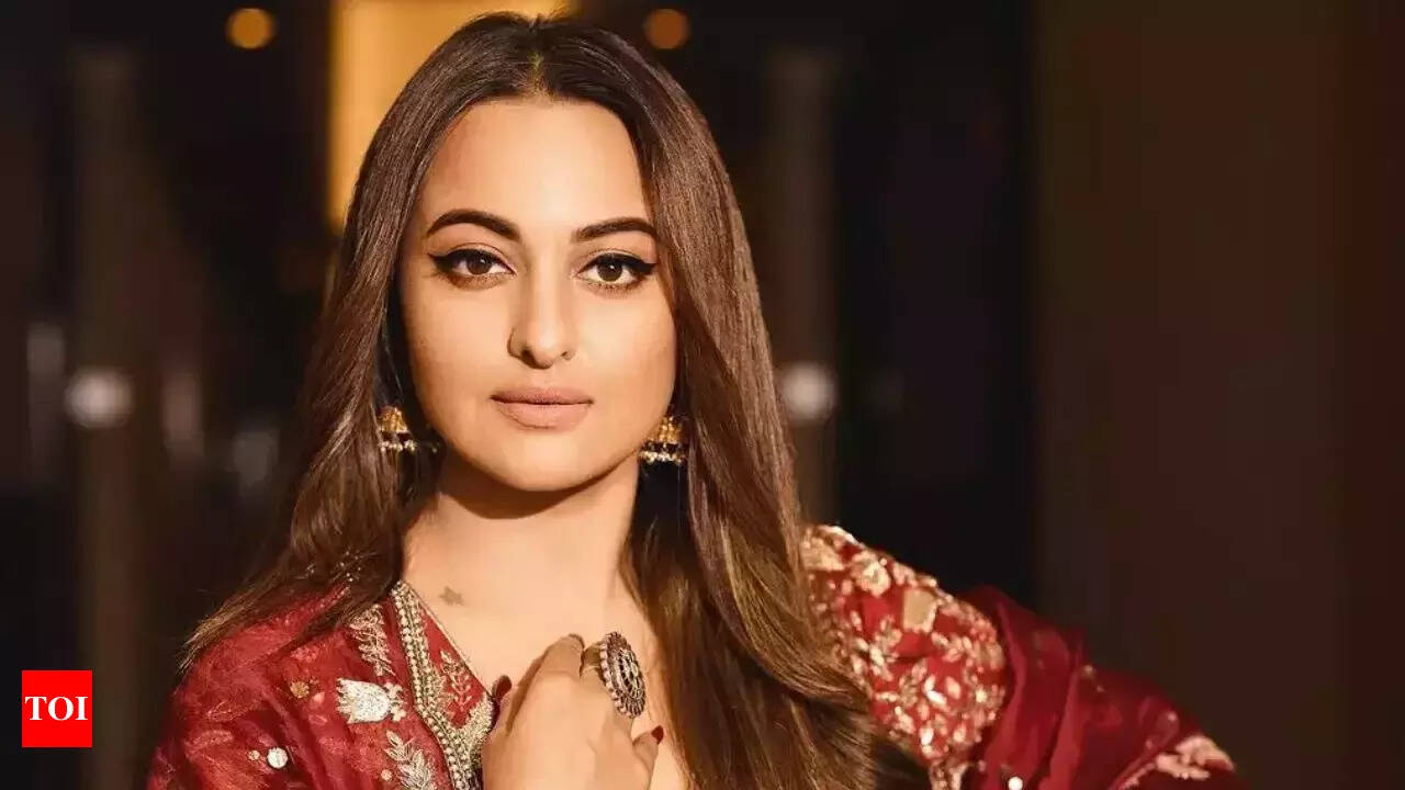 Sonakshi Sinha Called Kareena Kapoor And Rani Mukherjee Her Role Models!!