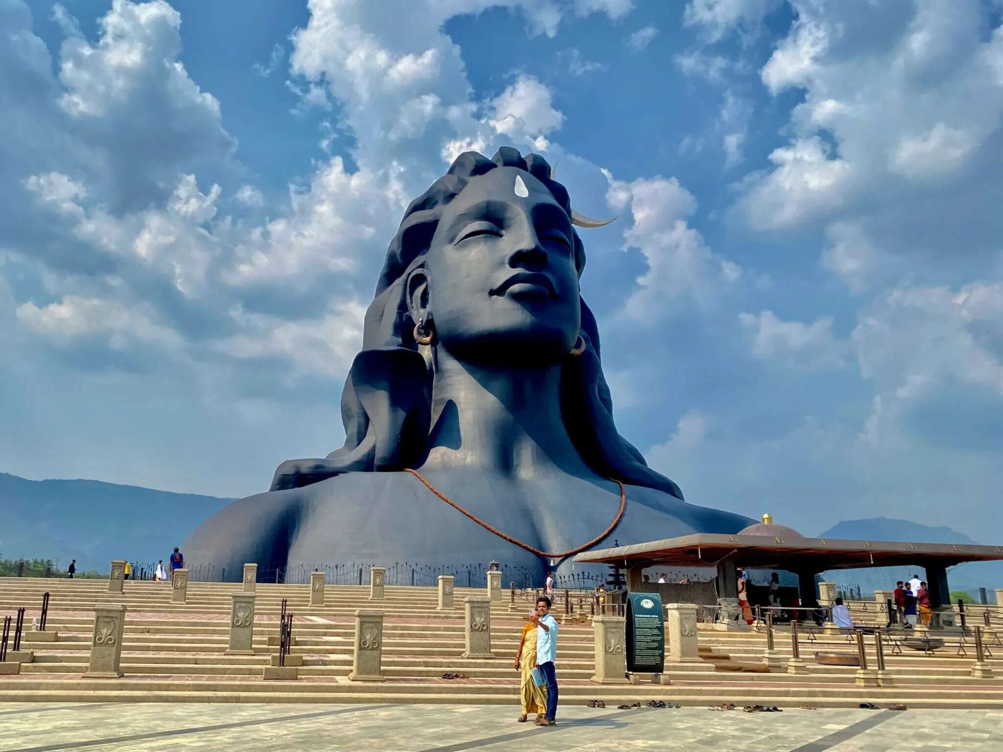 Know About The Supreme Adiyogi