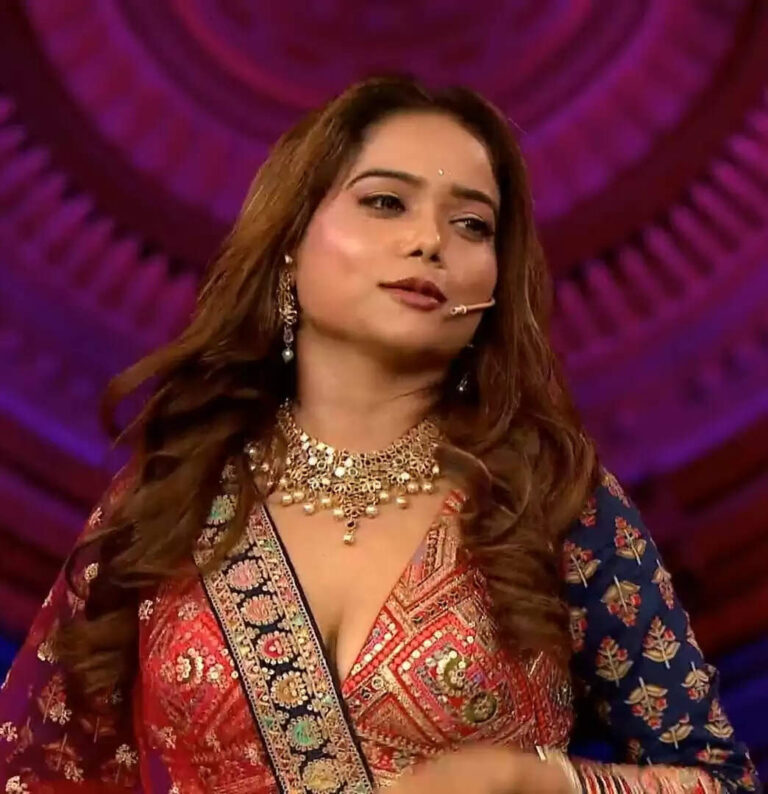 Big Boss Manisha Rani Age, Weight, Height, Career, Net Worth, Family
