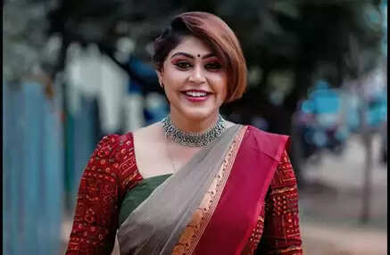 Sasi Laya Biography, Age, Height, Career, Net Worth, Movies, Husband