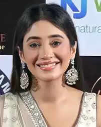 Actress Shivangi Joshi Age, Height, Weight, Wiki, Famil, Biography