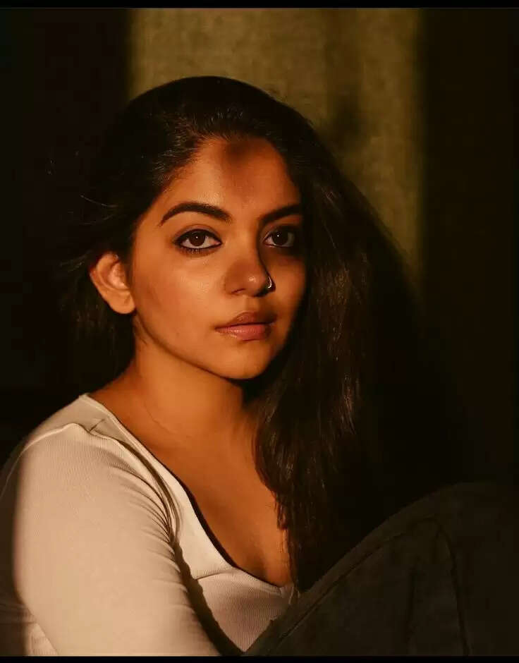 Ahaana Krishna Age, Family, Husband, Movies, Biography