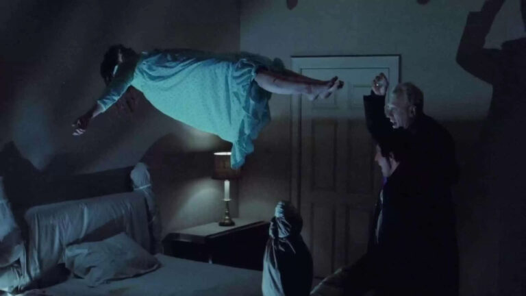Top 5 Most Iconic Horror Movie Scenes