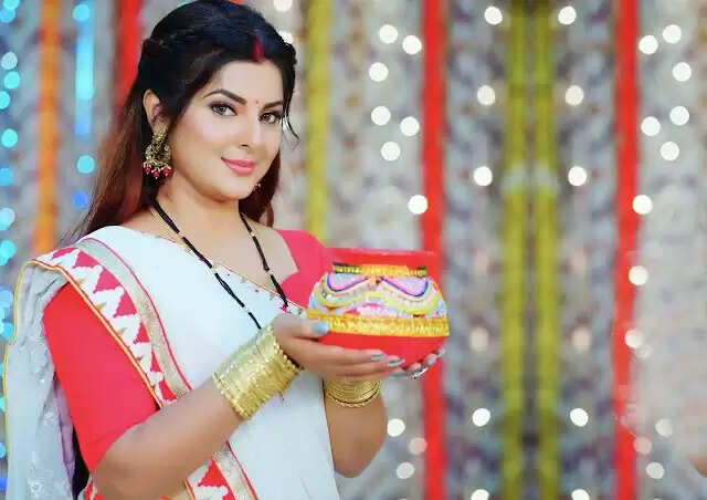 Bhojpuri Actresses Name List , Photos, Profile, Movies