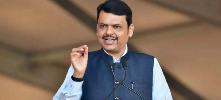 Devendra Fadnavis Age, Education, Family, Net Worth, Biography